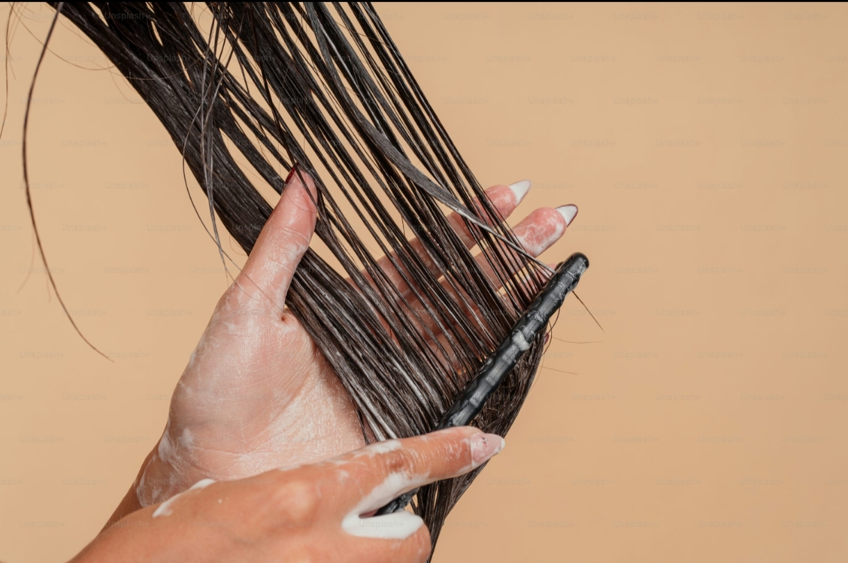 How to remove split ends at home. Urhealthndwealth.com